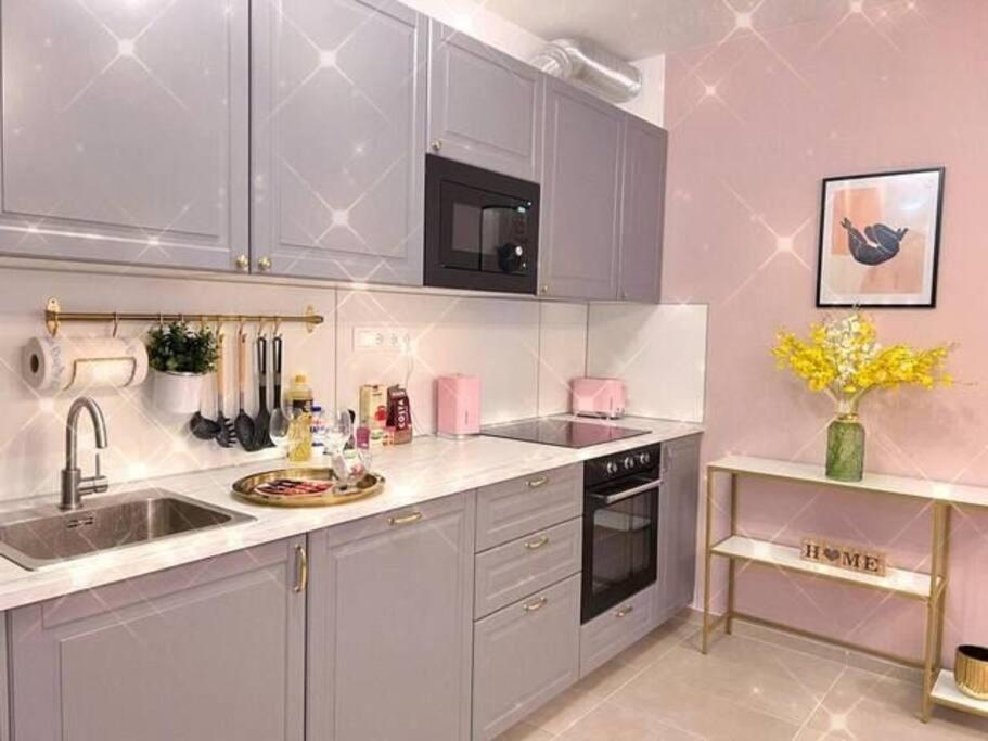 B104 - Liberty Bridge Lovely Home With Free Parking Budapest Exterior foto